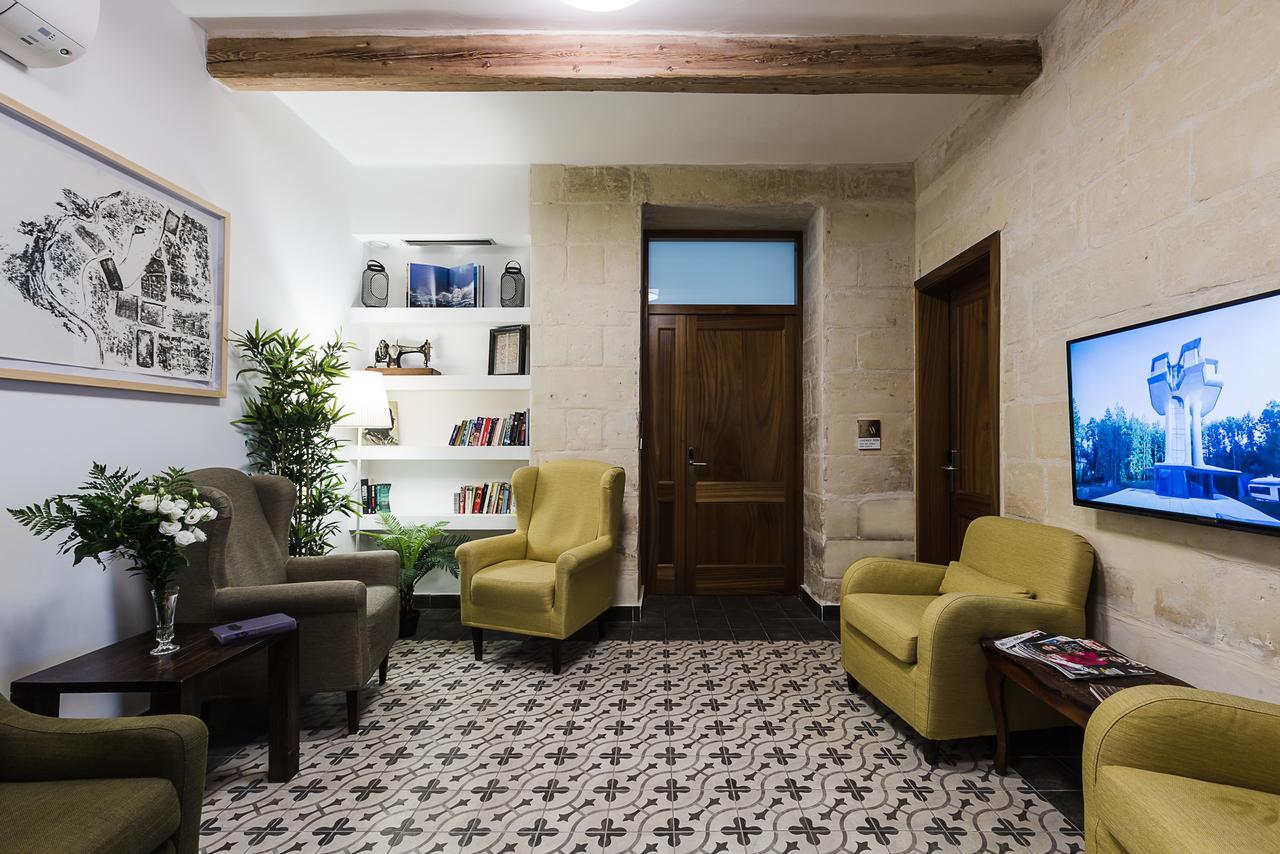 Two Pillows Boutique Hostel Σλιέμα Εξωτερικό φωτογραφία