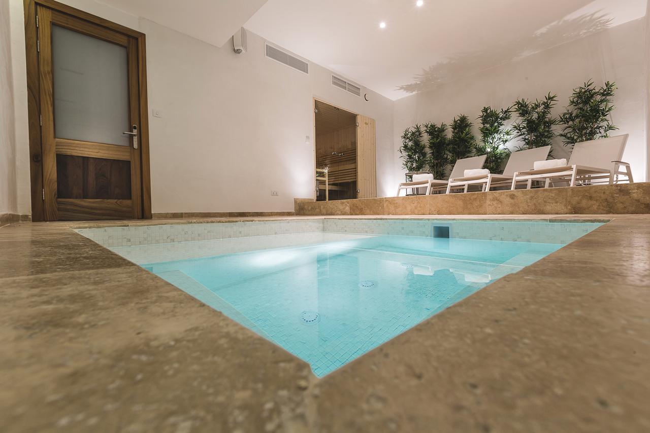 Two Pillows Boutique Hostel Σλιέμα Εξωτερικό φωτογραφία