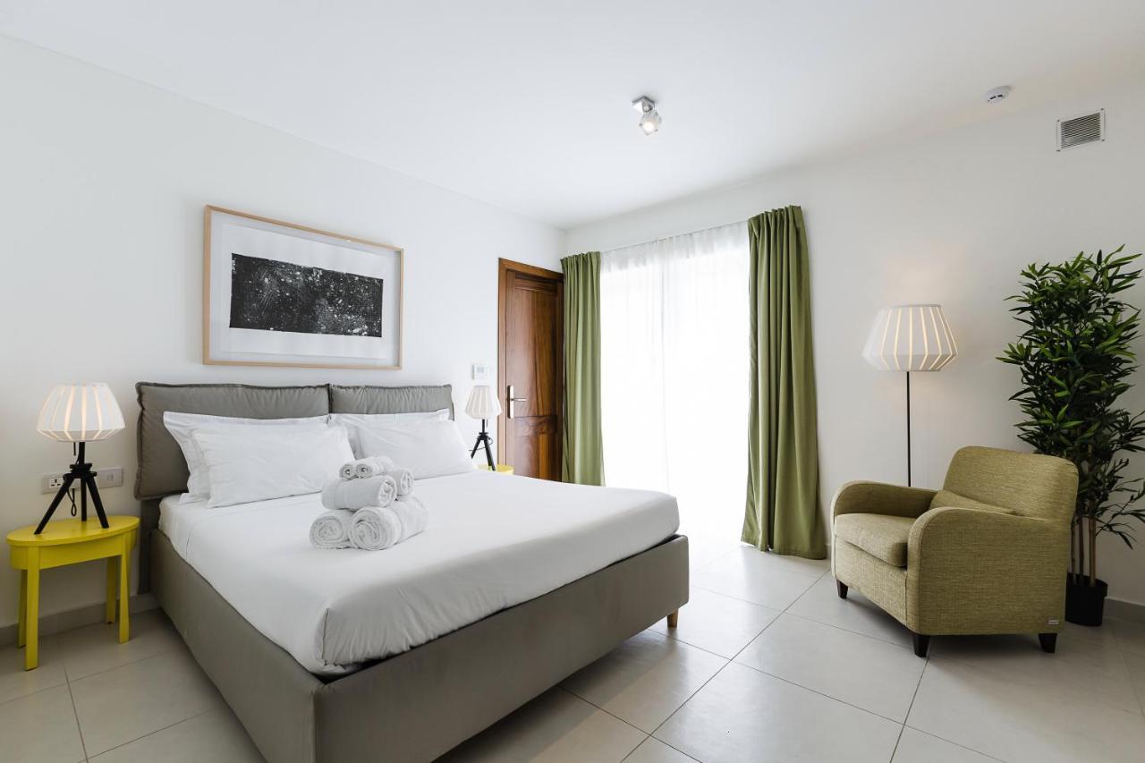 Two Pillows Boutique Hostel Σλιέμα Εξωτερικό φωτογραφία